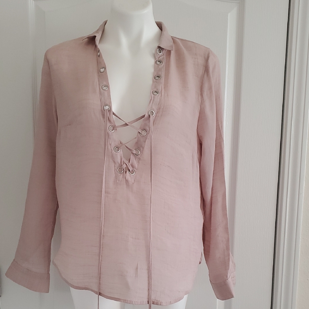 Divided Blush Lace-Up V-Neck Long Sleeve Top